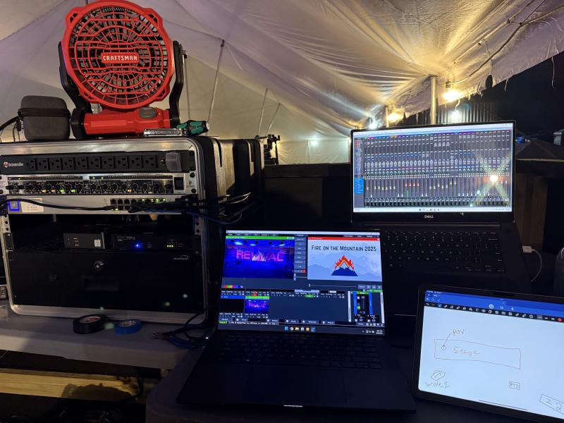 Streaming PC set up and ready